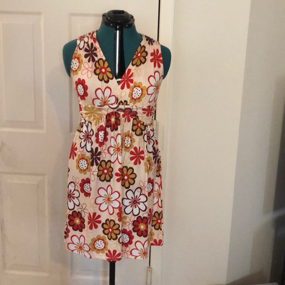 Sleeveless print dress